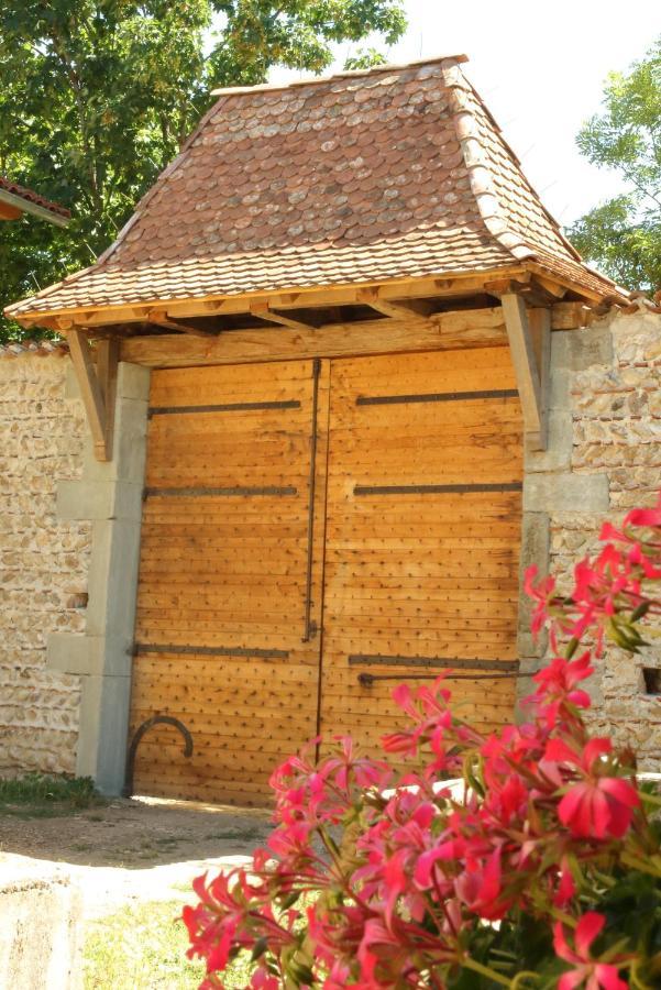 La Ferme De Berlioz Aparthotel La Cote-Saint-Andre Ngoại thất bức ảnh